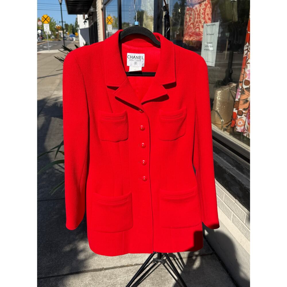 CHANEL Boutique Vintage Knit Professional Red Skirt Suit Sz. 40